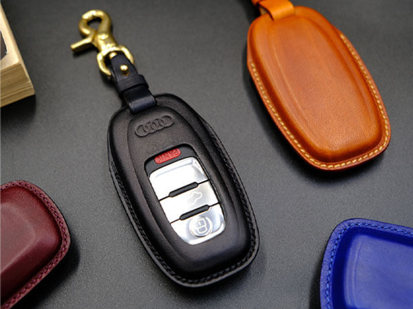 Bao da chìa khóa chìa khóa smartkey Audi A8 là gì?