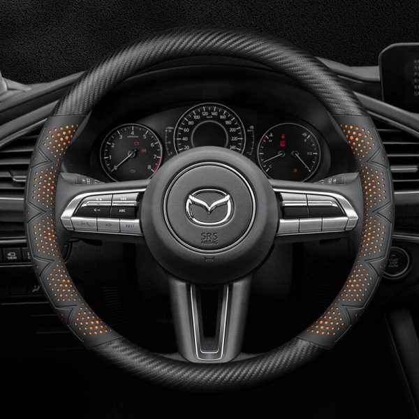 Bọc vô lăng xe Mazda chất liệu Sợi Carbon cao cấp