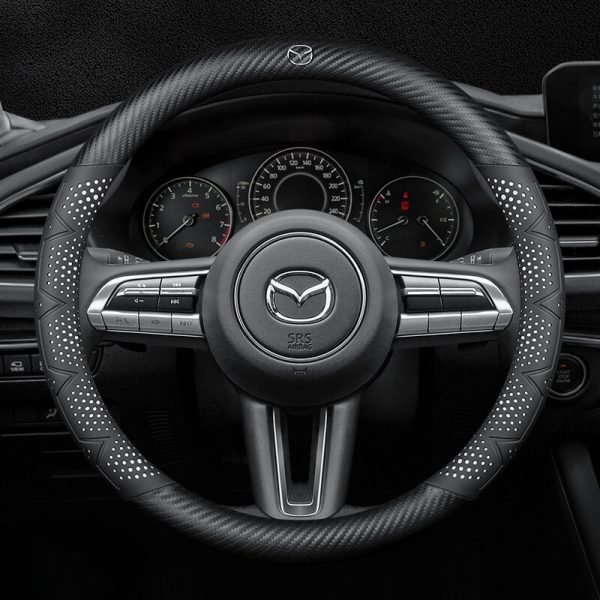 Bọc vô lăng xe Mazda chất liệu Sợi Carbon cao cấp