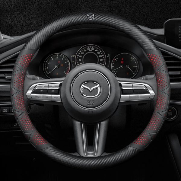 Bọc vô lăng xe Mazda chất liệu Sợi Carbon cao cấp
