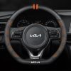 Bọc vô lăng xe KIA chất liệu Carbon cao cấp