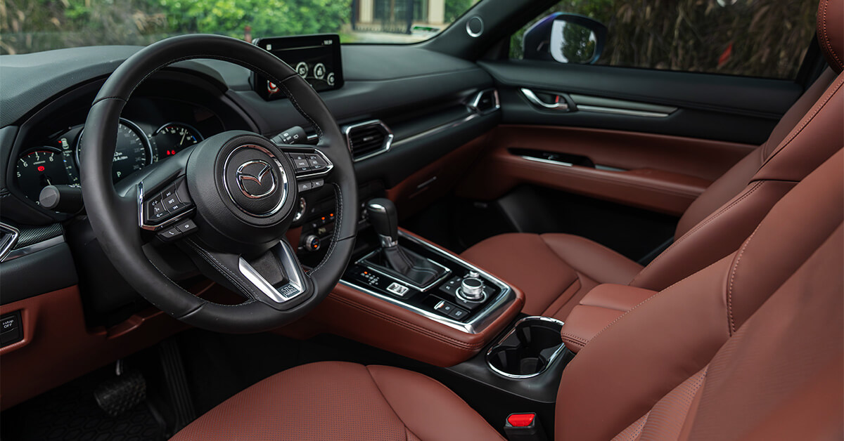 Bọc vô lăng cho Mazda CX-8 có ảnh hưởng đến cảm giác cầm lái và an toàn khi điều khiển xe không?