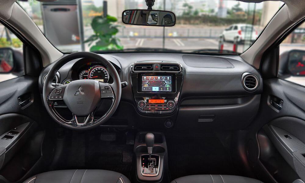 Bọc vô lăng ô tô Mitsubishi Attrage nâng cao trải nghiệm lái xe như thế nào?