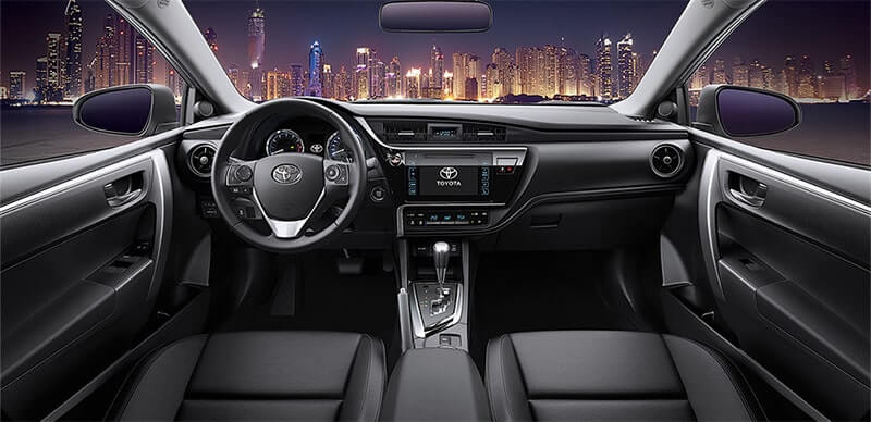 Bọc vô lăng ô tô Toyota Corolla Altis là cần thiết hay chỉ là phụ kiện trang trí?