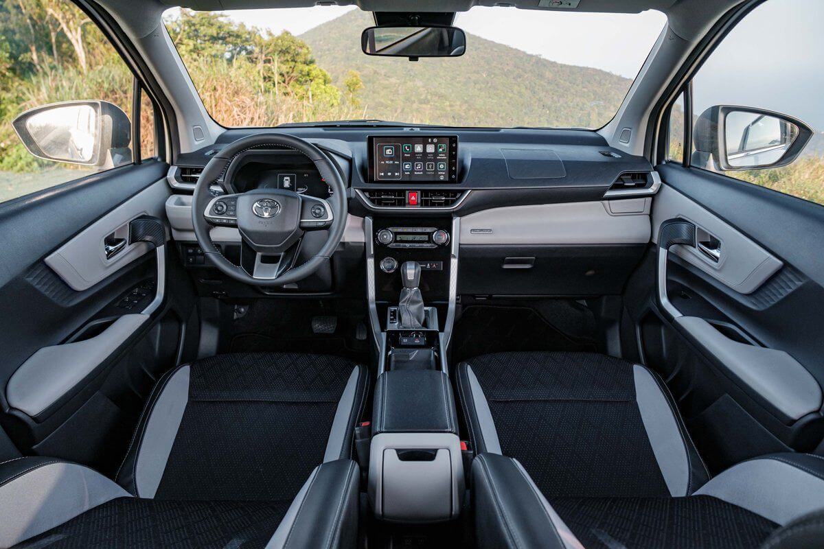 Bọc vô lăng cho ô tô Toyota Veloz Cross có cần thiết không?