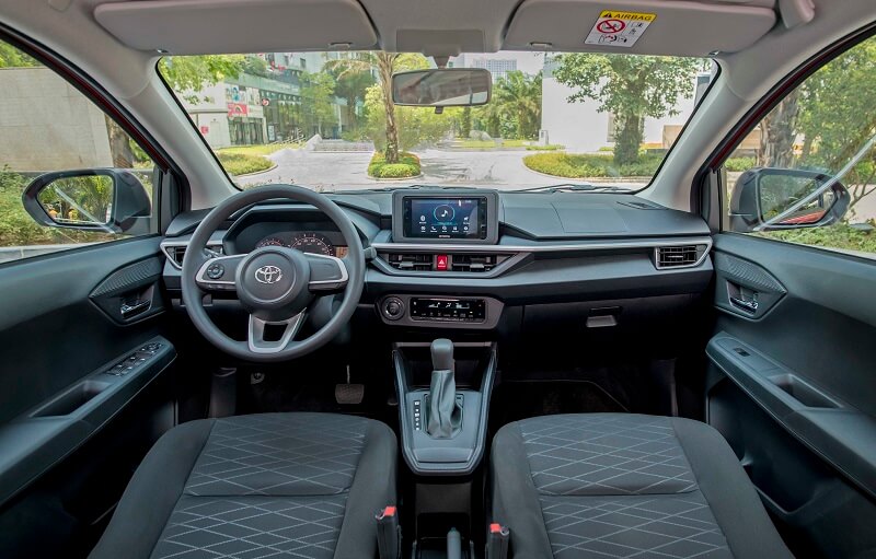 Xu hướng nâng cấp nội thất ô tô Toyota Wigo bằng bọc vô lăng