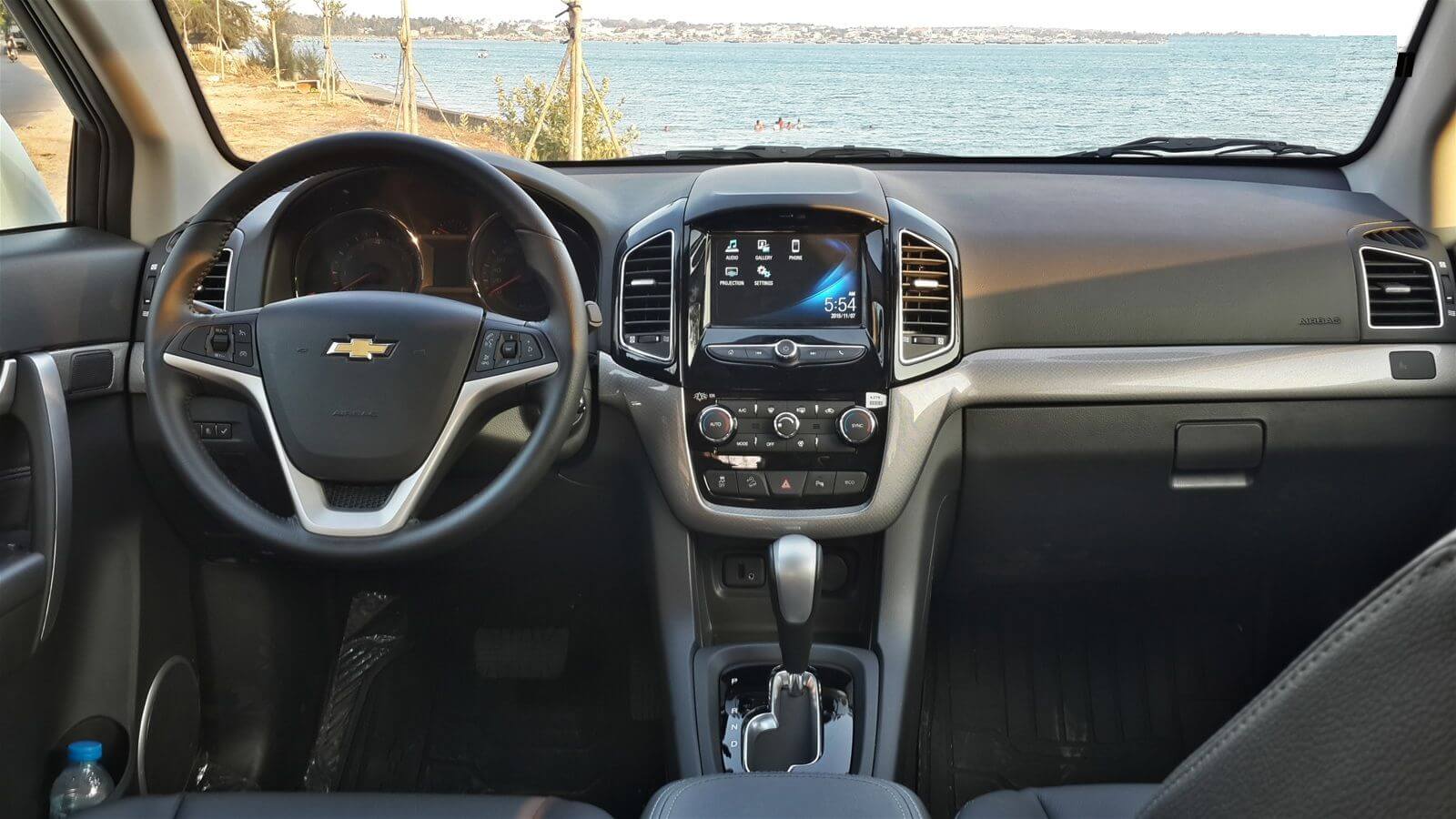 Có nên bọc vô lăng cho ô tô Chevrolet Captiva hay không?