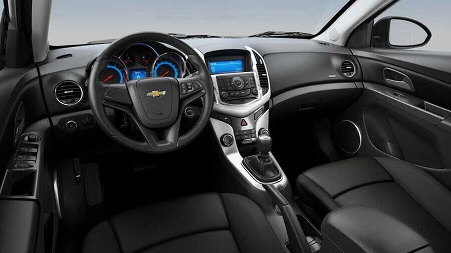 Bọc vô lăng ô tô Chevrolet Cruze có thật sự cần thiết?