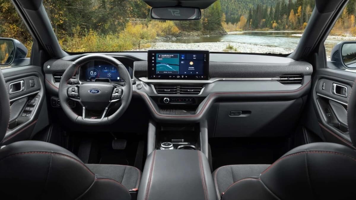 Khi nào cần bọc vô lăng ô tô Ford Explorer?