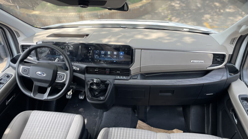 Tại sao nên sử dụng bọc vô lăng cho ô tô Ford Transit?