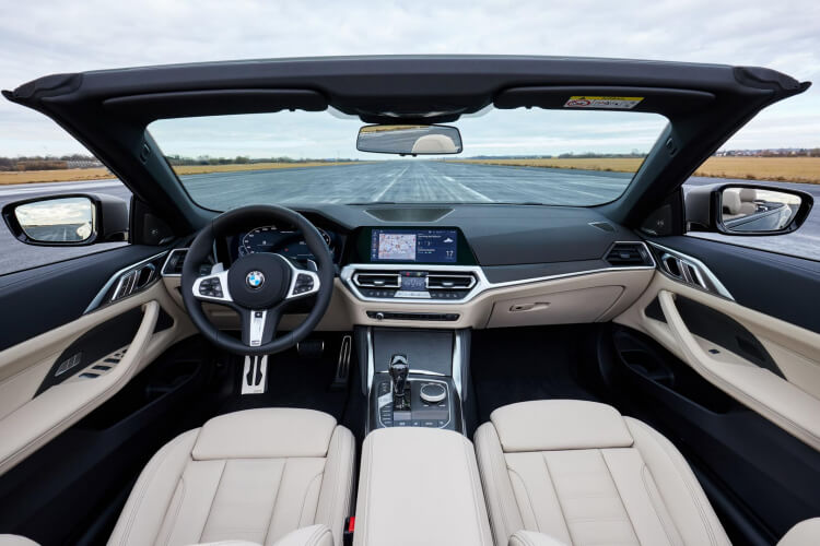 Bọc vô lăng có làm ảnh hưởng đến thiết kế nội thất xe BMW Convertible?