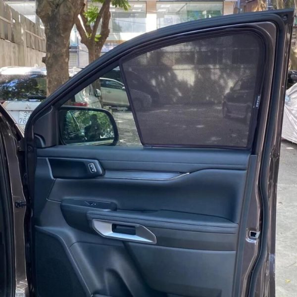 Rèm che nắng nam châm ô tô Ford Everest cao cấp