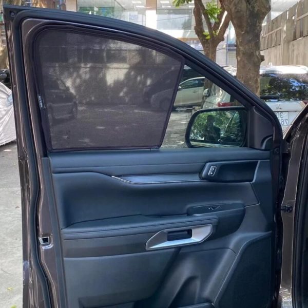 Rèm che nắng nam châm ô tô Ford Everest cao cấp