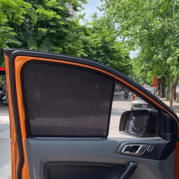 Rèm che nắng xe ô tô Ford Ranger nam châm cao cấp
