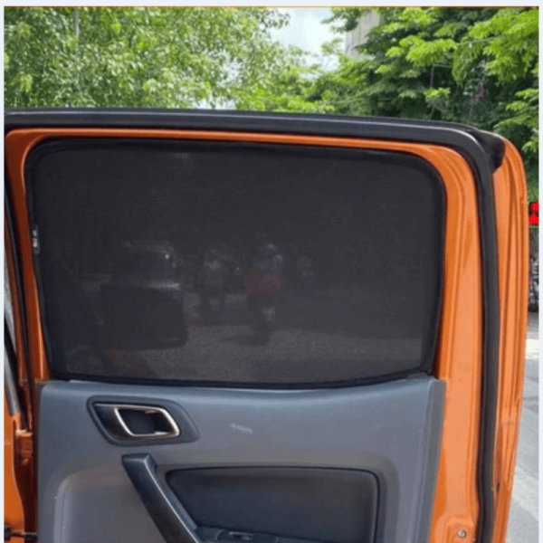 Rèm che nắng xe ô tô Ford Ranger nam châm cao cấp
