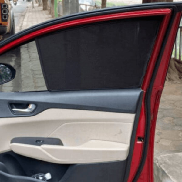 Rèm che nắng nam châm ô tô Hyundai Accent cao cấp