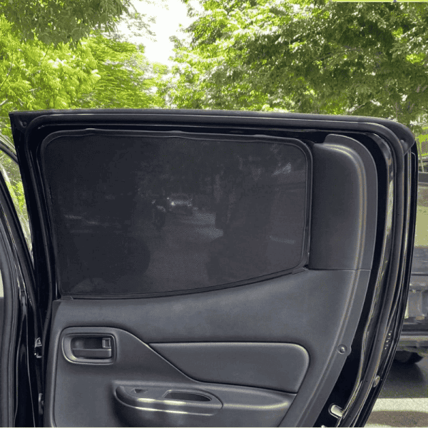 Rèm che nắng nam châm ô tô Mitsubishi Triton cao cấp