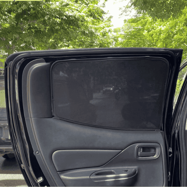 Rèm che nắng nam châm ô tô Mitsubishi Triton cao cấp