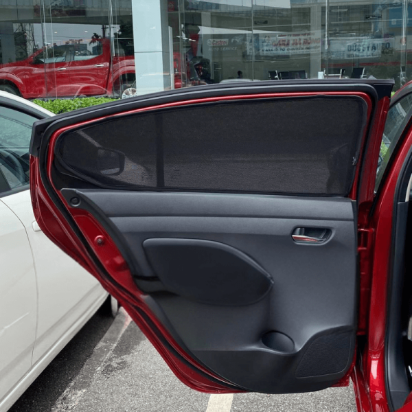 Rèm che nắng nam châm ô tô Nissan Almera cao cấp