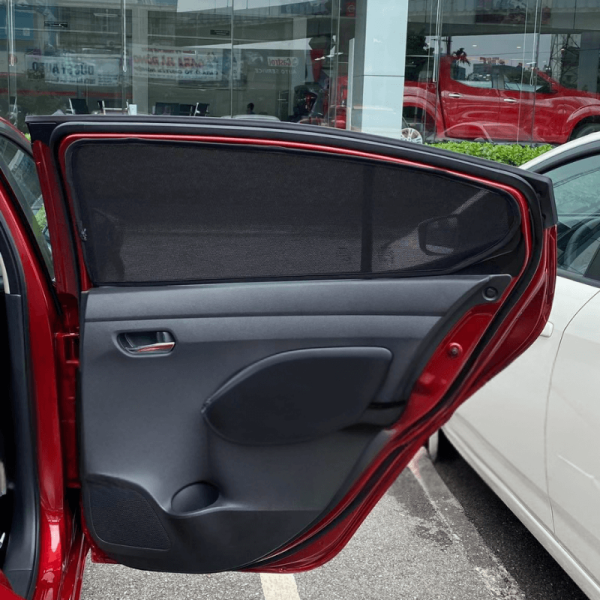 Rèm che nắng nam châm ô tô Nissan Almera cao cấp