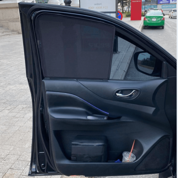 Rèm che nắng nam châm ô tô Nissan Navara cao cấp