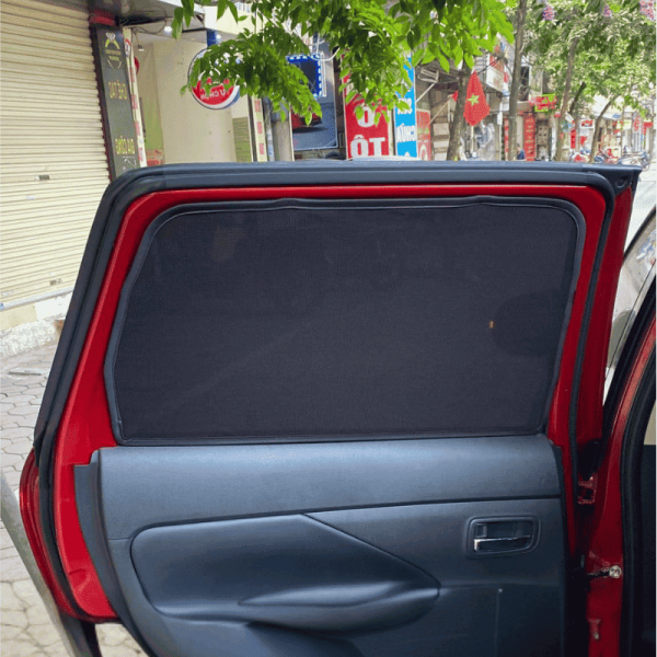 Rèm che nắng nam châm ô tô Mitsubishi Outlander cao cấp