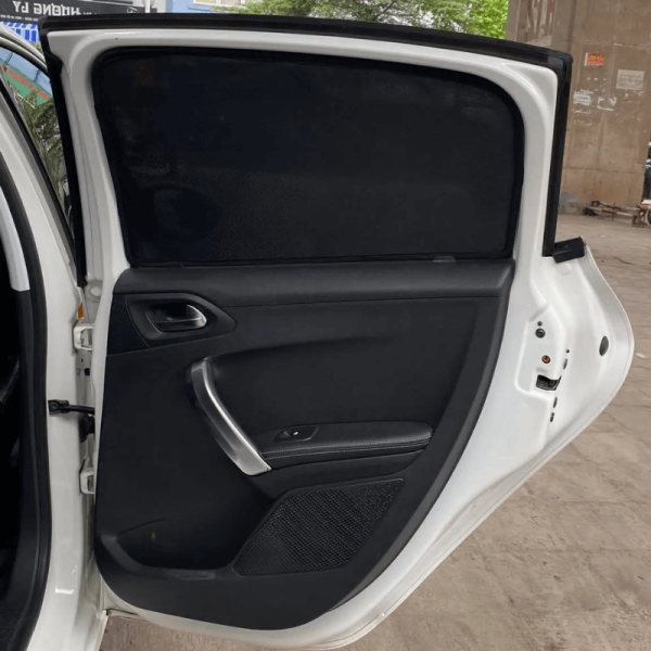 Rèm che nắng nam châm ô tô Peugeot Traveller cao cấp