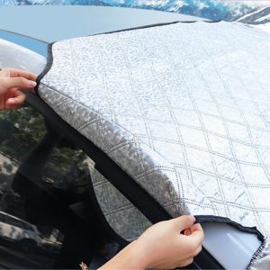 Tấm che nắng kính lái ô tô 4 lớp tráng bạc