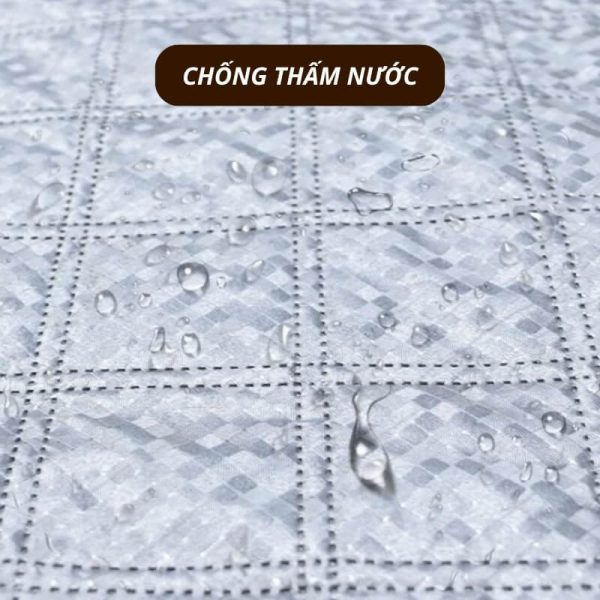 Tấm che nắng kính lái ô tô 4 lớp tráng bạc