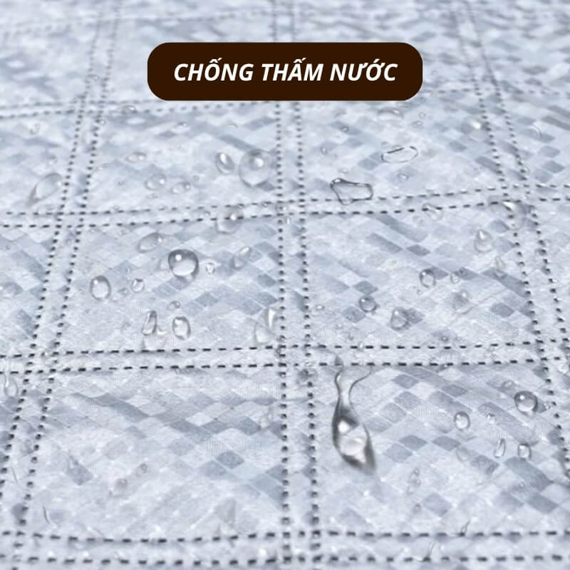 Tấm che nắng kính lái ô tô 4 lớp tráng bạc