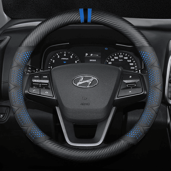 Bọc vô lăng xe Hyundai chất liệu sợi Carbon họa tiết 3D hiện đại