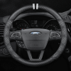 Bọc vô lăng xe Ford sợi Carbon cao cấp in 3D thời thượng