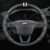 Bọc vô lăng xe Ford sợi Carbon cao cấp in 3D thời thượng
