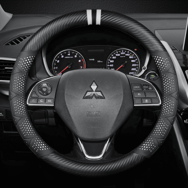 Bọc vô lăng xe Mitsubishi sợi Carbon cao cấp phong cách thể thao