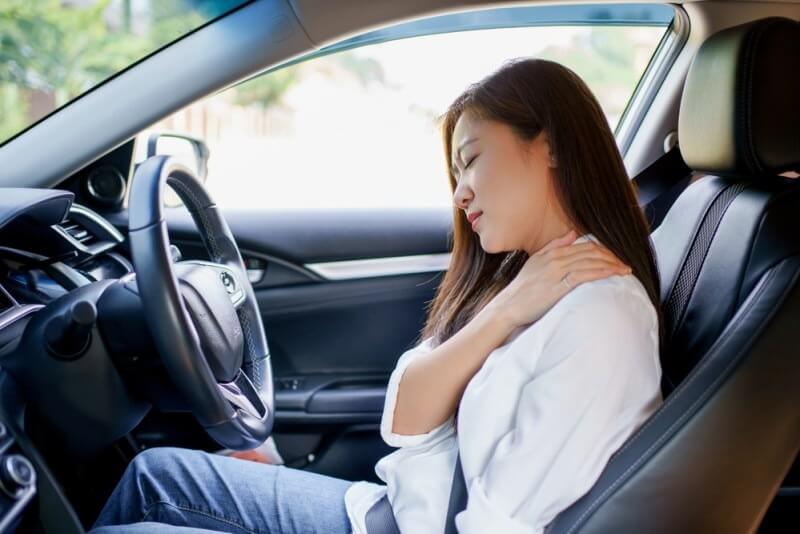 Có nên dùng gối tựa đầu ô tô? Cơ chế hoạt động của gối tựa đầu ô tô