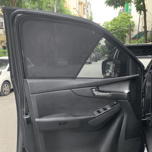 Rèm che nắng nam châm ô tô Mazda BT-50 cao cấp