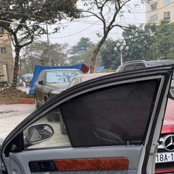 Rèm che nắng nam châm ô tô Chevrolet Tahoe cao cấp