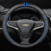 Bọc vô lăng xe Chevrolet chất liệu Sợi Carbon thể thao, cao cấp