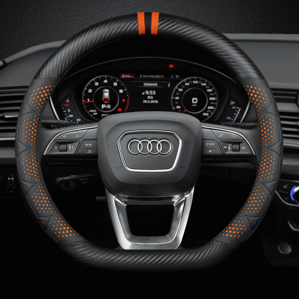 Bọc vô lăng xe Audi chất liệu Carbon thể thao, hiện đại