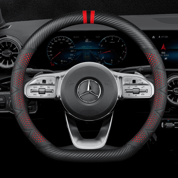 Bọc vô lăng xe Mercedes chất liệu Carbon thể thao, hiện đại