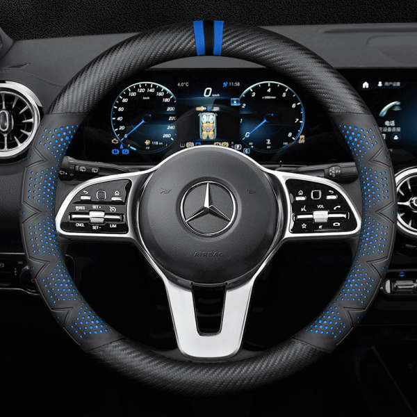 Bọc vô lăng xe Mercedes chất liệu Carbon thể thao, hiện đại