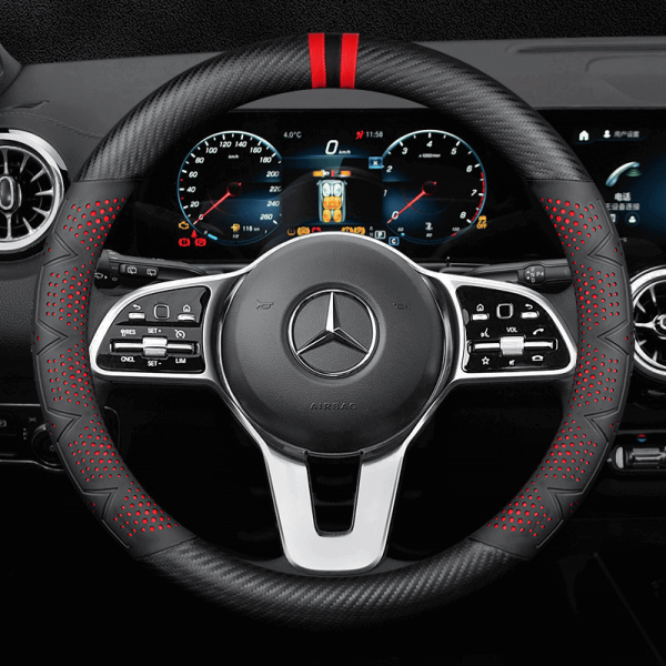 Bọc vô lăng xe Mercedes chất liệu Carbon thể thao, hiện đại