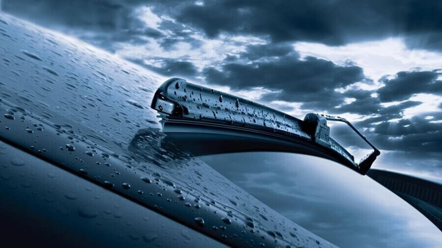 Gạt mưa ô tô có dùng chung được cho mọi dòng xe Ford hay không?