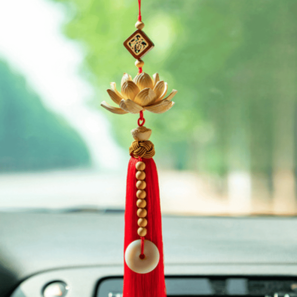 Khánh Phúc Liên Hoa gỗ hoàng dương cao cấp treo xe