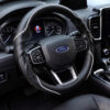 Bọc vô lăng xe Ford Da cừu thật vân Carbon cao cấp