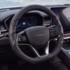 Bọc vô lăng xe Lynk & Co chất liệu Da cừu vân Carbon cao cấp