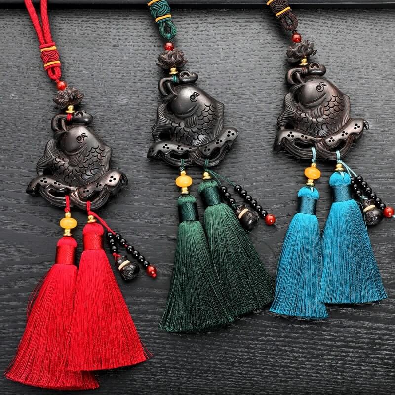 Khánh treo xe ô tô mệnh Thuỷ