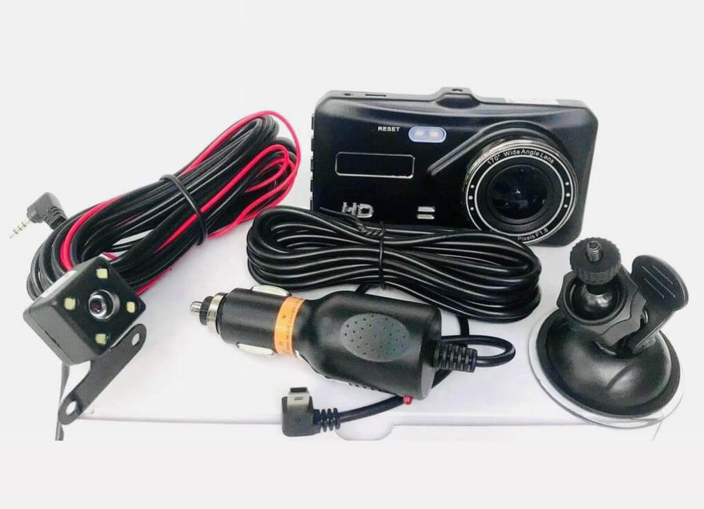 Camera và phụ kiện đi kèm đảm bảo thiết bị hoạt động bình thường trước khi lắp cố định