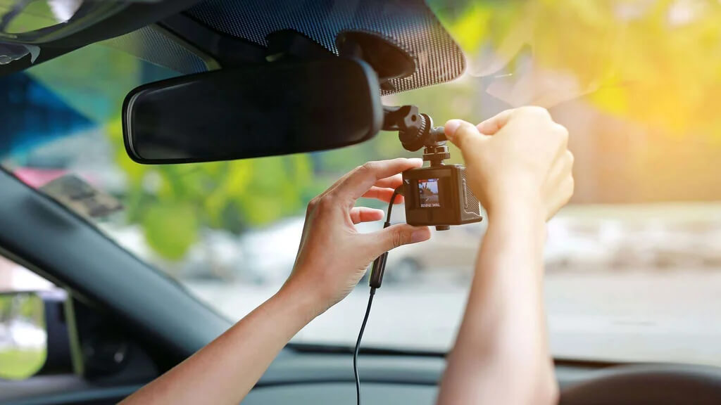 Lắp camera hành trình để đảm bảo thiết bị hoạt động hiệu quả, an toàn