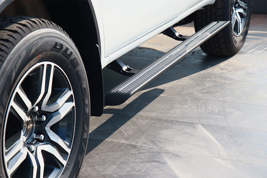 Bậc lên xuống xe Honda Accord điện tự động